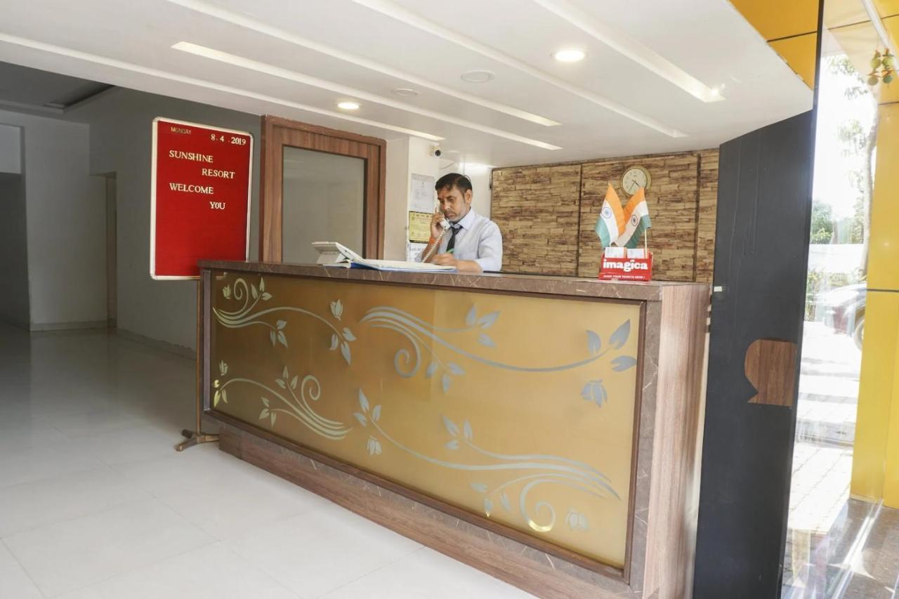 Sunshine Resort Lonavala Exteriör bild
