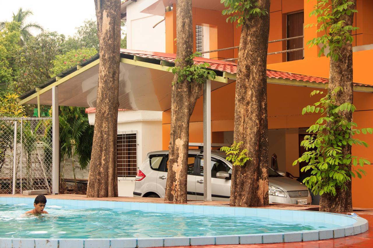 Sunshine Resort Lonavala Exteriör bild